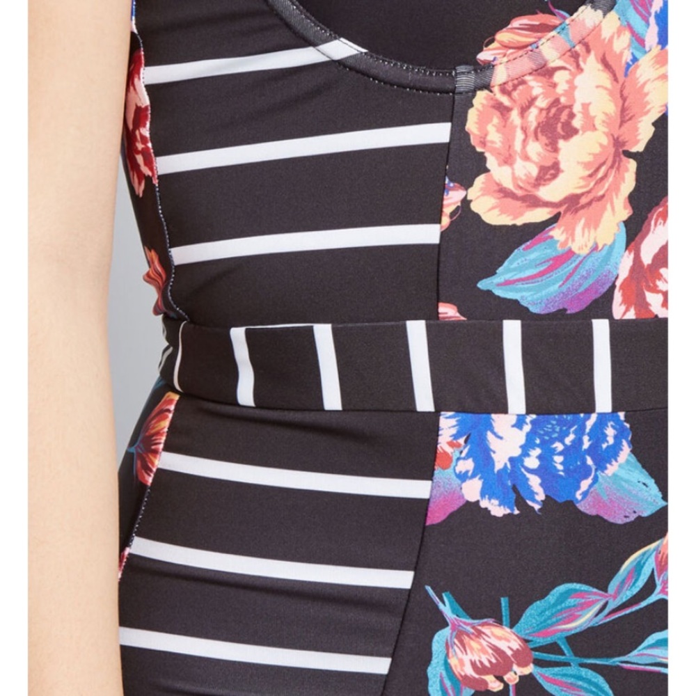 ModCloth Black Floral Stripped One-Piece Swimsuit - Picture 5 of 9